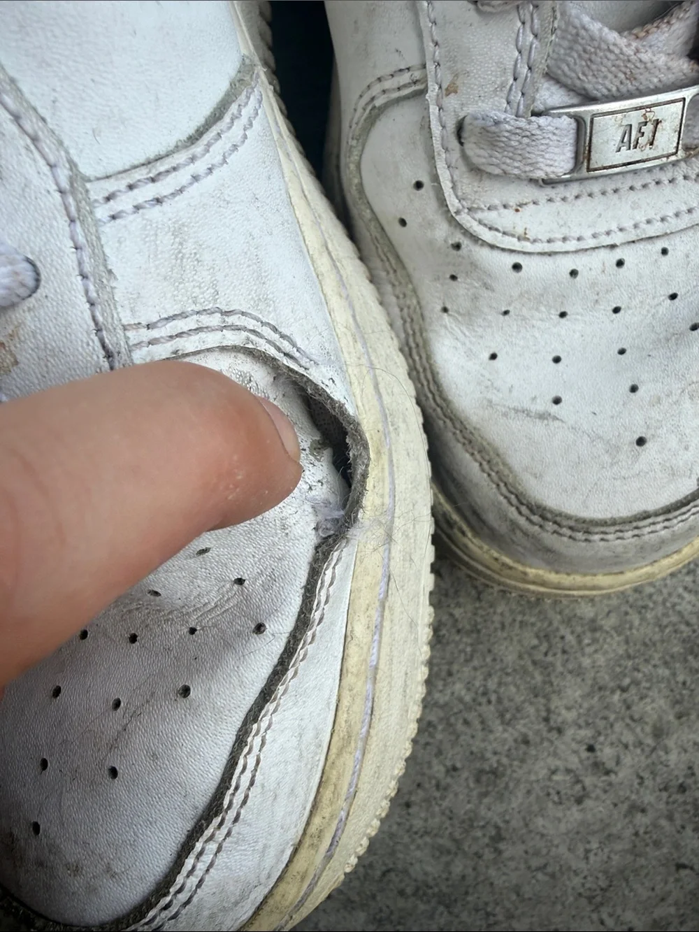 Air Force 1 - Picture 3 of 8